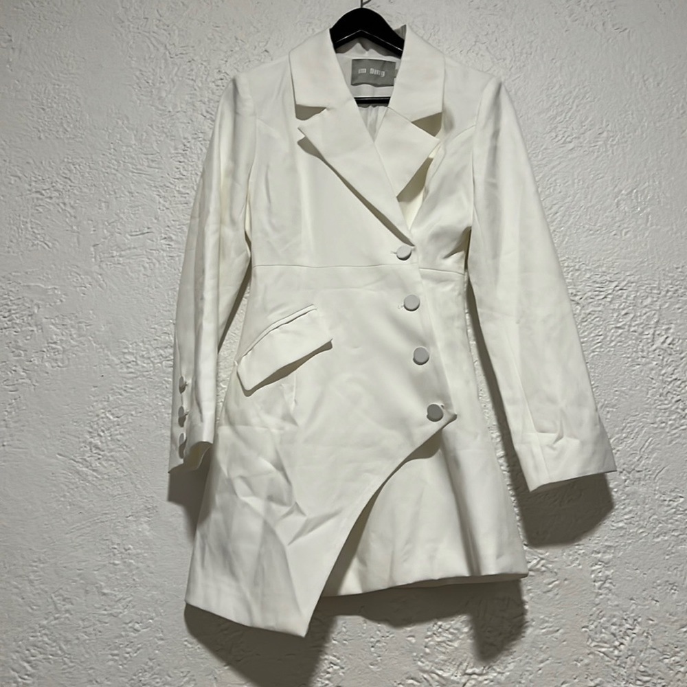 NWOT white blazer
